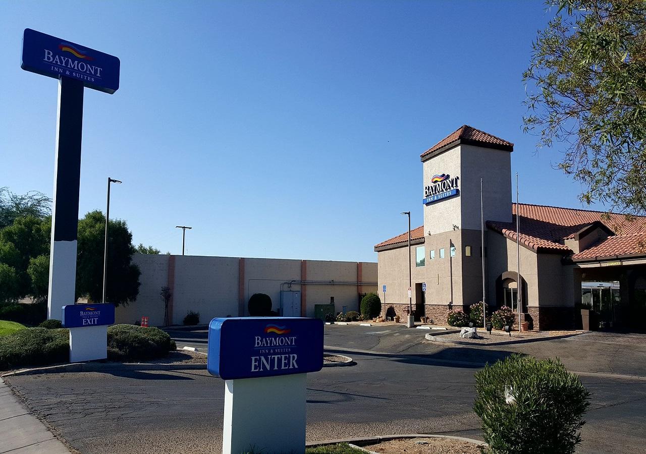 Baymont By Wyndham Barstow Historic Route 66 Hotel Exterior photo